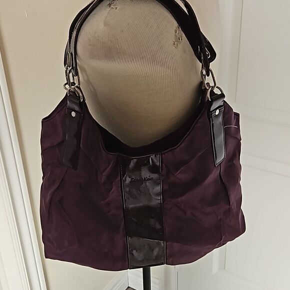 Calvin Klein Shoulder Bag Purple 12"×18" - Picture 2 of 16